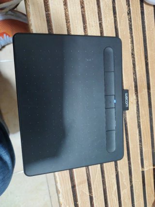 Tableta Gráfica Wacom Intuos Small