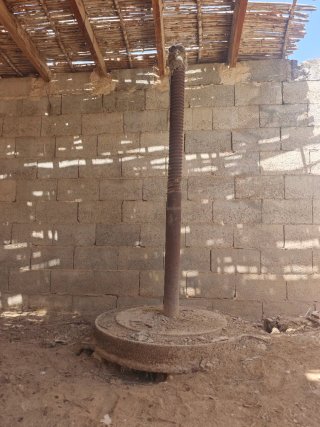Muela de molino antigua