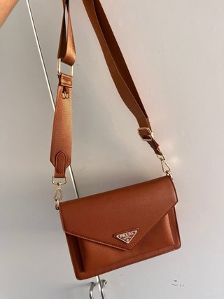 Bolso Prada Marrón (No original)