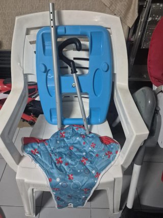 Correpasillos infantil rojo y azul