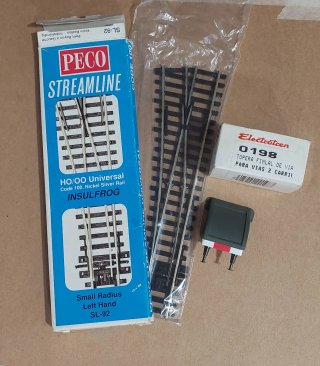 Cambio de vía H0 PECO SL-92 y tope vía