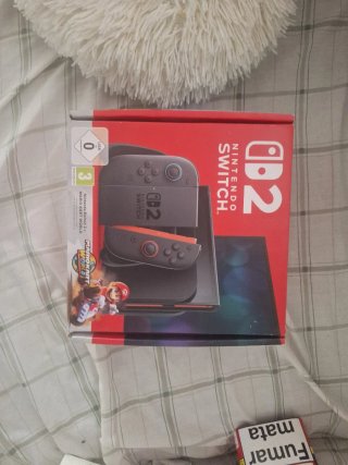 Nintendo Switch Negra + Mario Kart 8 Deluxe