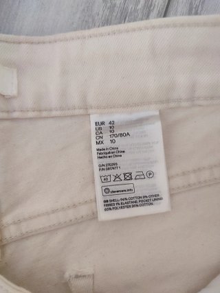 Shorts vaqueros H&M beige