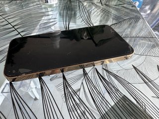 iPhone 13 Pro Dorado - Pantalla Rota para piezas