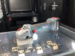 Kit Herramientas Bosch (Taladro y Amoladora)