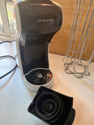 Cafetera IKOHS Blanca y Negra