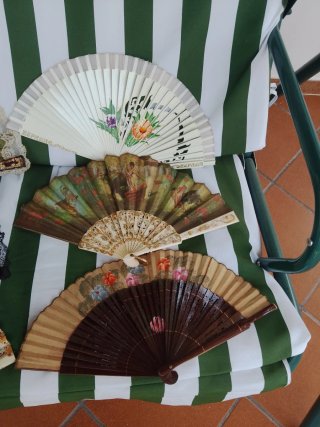 Lote de 6 abanicos antiguos decorados