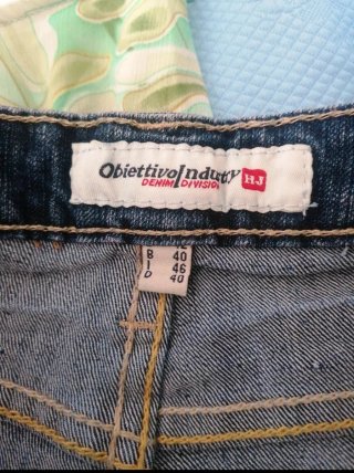 Vaqueros Obiettivo XL bordados