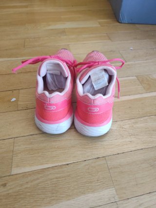 Deportivas Decathlon Talla 40 Rosas