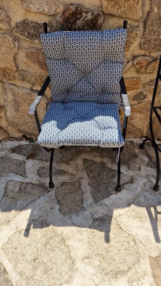 Conjunto 4 sillas forja maciza con cojines
