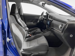 Toyota Auris 1.8 Hybrid Active 100 kW (136 CV)