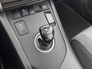 Toyota Auris 1.8 Hybrid Active 100 kW (136 CV)