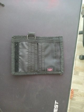 Cartera Eastpak pequeña negra