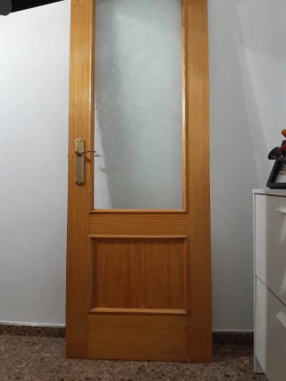Puerta de interior madera con cristal