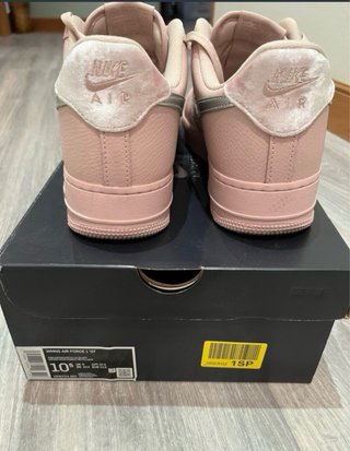 Nike Air Force 1 Rosa y Plata