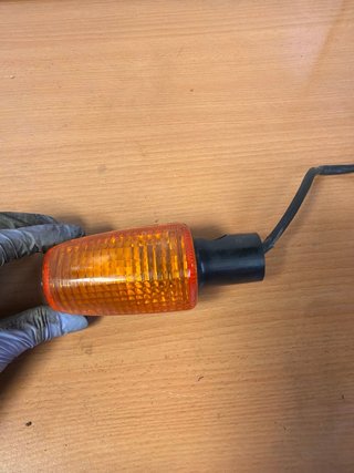 Intermitente delant Izquierdo Honda VTR 250 05