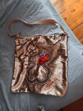 Bolso lentejuelas Tous oro y rojo