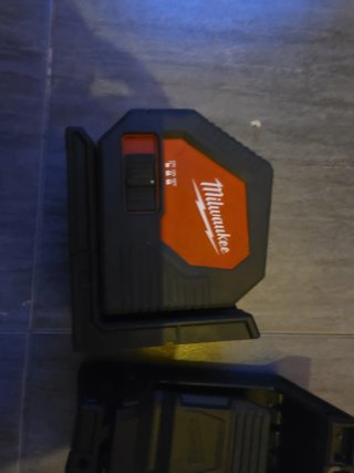 Láser Milwaukee CLL Luz Verde