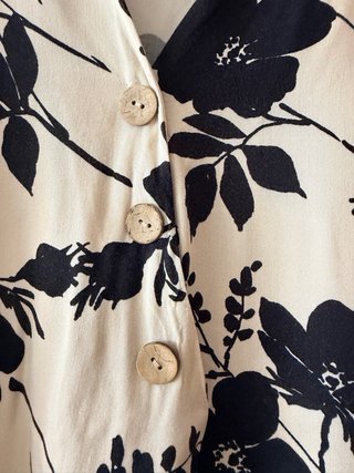 Vestido corto estampado floral