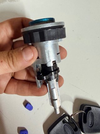 Cerradura Maletero Ford + 2 Llaves