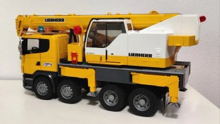 Bruder Ref:03570 : Camión Scania con Grua Liebherr