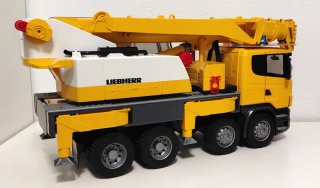 Bruder Ref:03570 : Camión Scania con Grua Liebherr