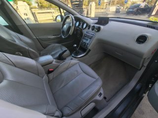 Peugeot 308 2.0HDi 7plazas