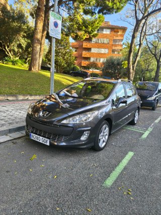 Peugeot 308 2.0HDi 7plazas