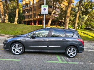 Peugeot 308 2.0HDi 7plazas