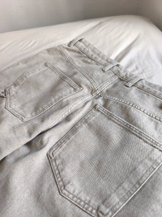 Vaqueros Baggy Grises con Estampado