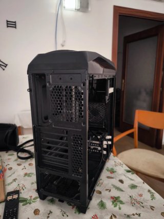 Semitorre gamer