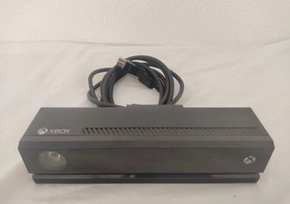 Xbox one + Kinect y Logitech G G920 Driving Force