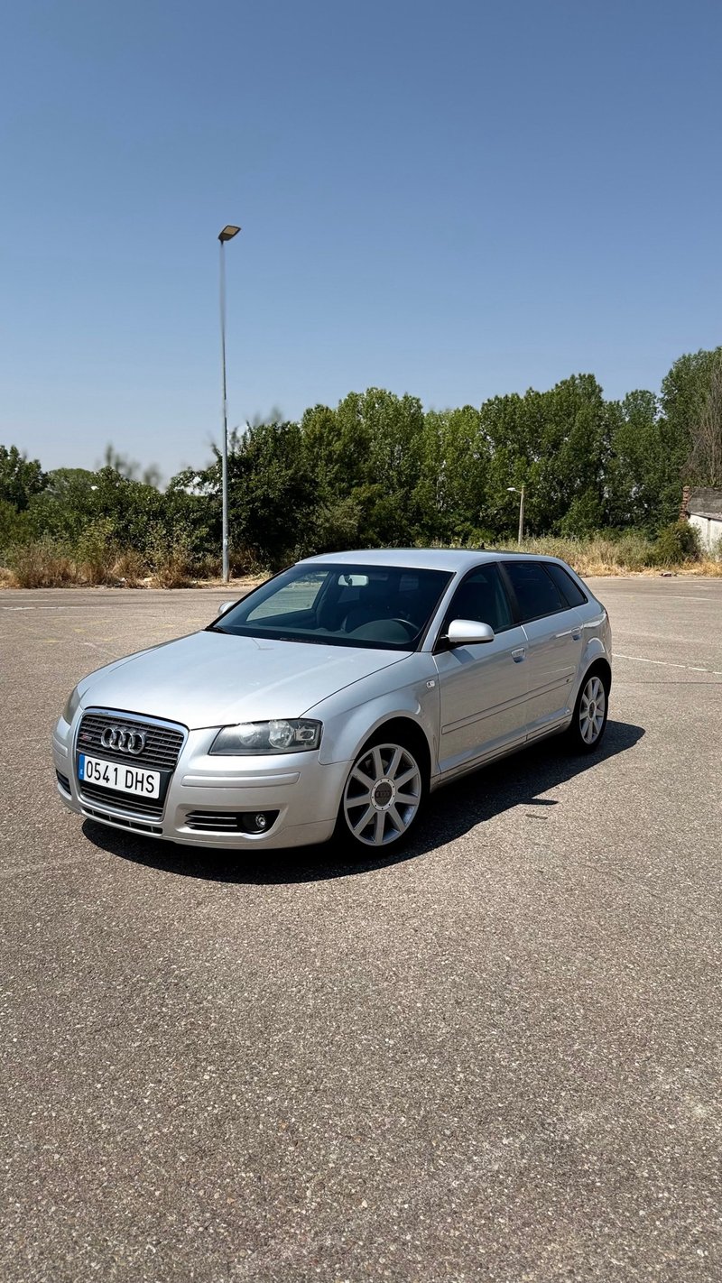 Audi A3 2005 - foto 1