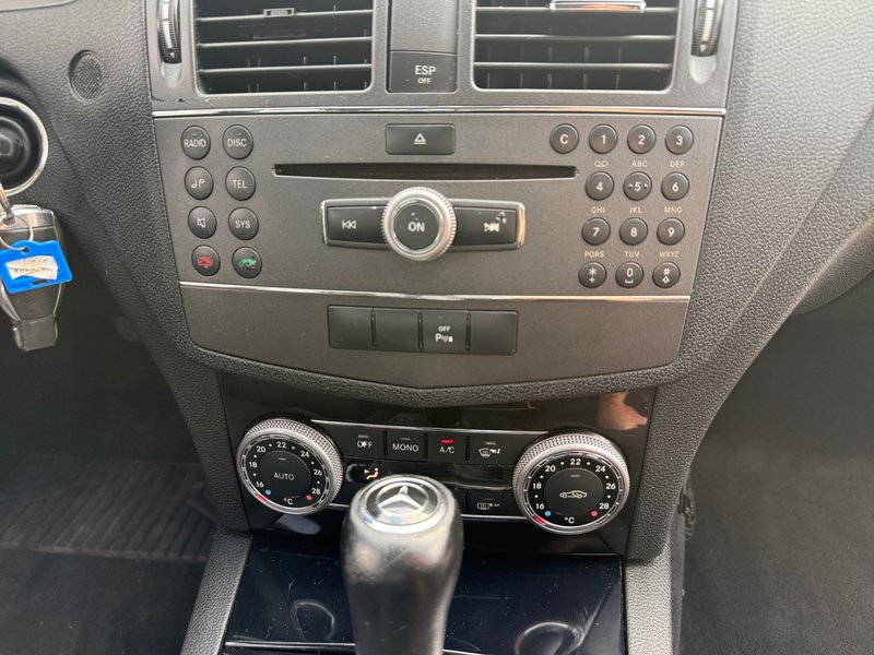 Mercedes-Benz Clase C 2010, foto 13