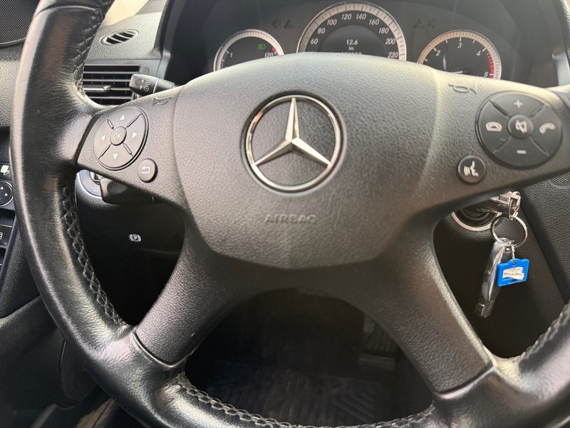 Mercedes-Benz Clase C 2010, foto 22