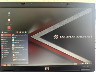 Portatile HP Compaq nx7300 Linux