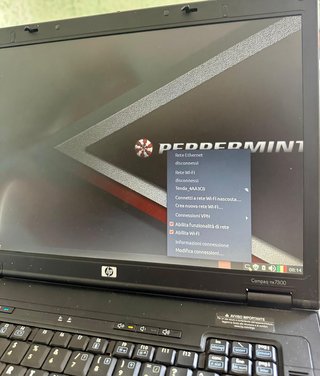 Portatile HP Compaq nx7300 Linux