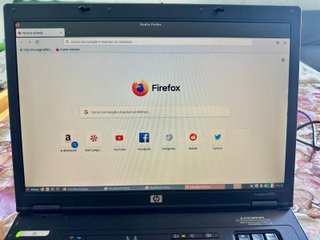 Portatile HP Compaq nx7300 Linux