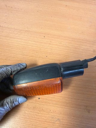 Intermitente Delantero Derecho Honda VTR 250 05