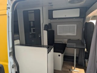 Furgoneta Camper Peugeot Boxer 2021 L3H2 165cv