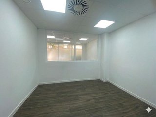 Local comercial en venta en Benetússer