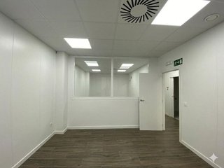 Local comercial en venta en Benetússer