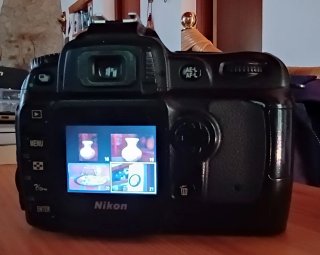 Cámara fotográfica digital reflex DSLR Nikon D50
