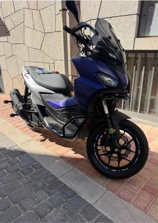Aprilia SRGT125