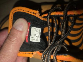 Zapatillas Vans Naranja y Negro