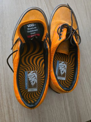 Zapatillas Vans Naranja y Negro