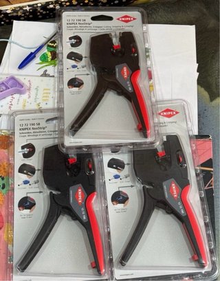 Pelacables KNIPEX NexStrip 12 72 190 SB