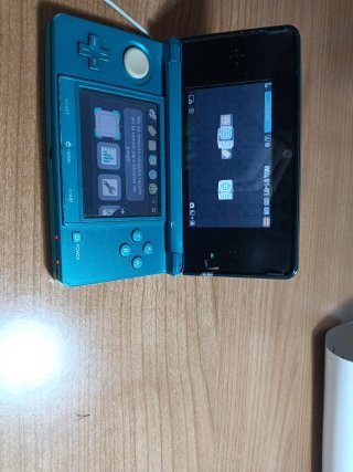 Nintendo 3DS Azul con Cargador