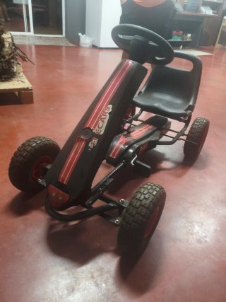 Kart a pedales infantil