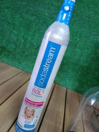 Pack SodaStream: Cilindro CO2 + Botella 1L